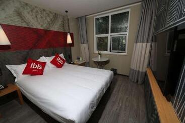 هتل Ibis Chengdu Meizhou Center