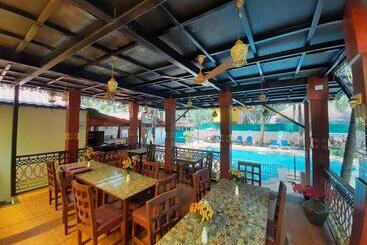 هتل Resort Palmeiras Dourado