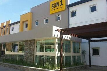 هتل Sun1 Pretoria