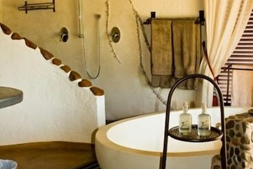 هتل Tanamera Lodge