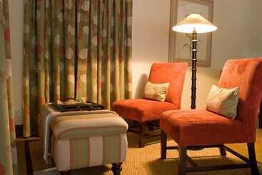 هتل Tanamera Lodge