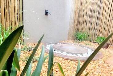 هتل The Baobab Bush Lodge, No Self Catering