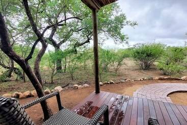 هتل The Baobab Bush Lodge, No Self Catering
