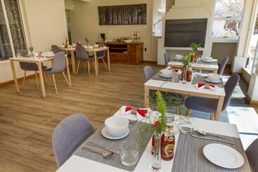 هتل The Pecan Tree Guesthouse