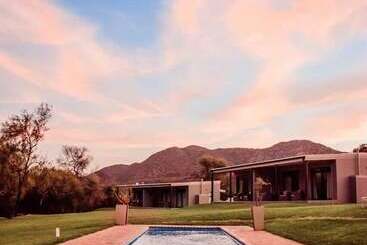 هتل Wildehondekloof Game Lodge