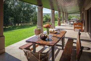 هتل Wildehondekloof Game Lodge