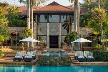 هتل Zimbali Lodge