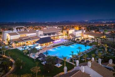 Ona Hacienda del Álamo Golf Resort & Apartments