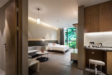 Swisstouches Guangzhou Hotel Residences