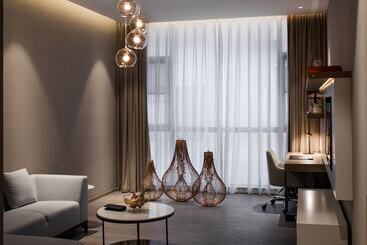 Swisstouches Guangzhou Hotel Residences