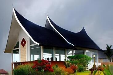 هتل Aie Angek Cottage