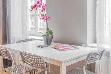 هتل Apartamenty Stockholm