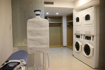 هتل Holiday Inn Wuxi Taihu New City