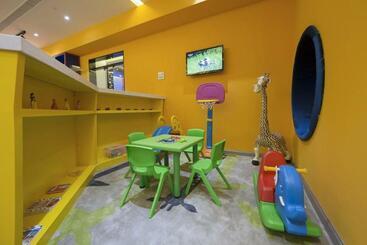 هتل Ibis Styles Beijing Capital Airport
