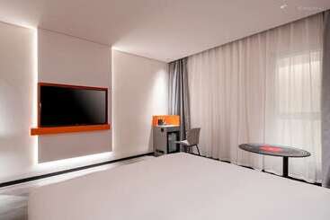 هتل Ibis Tianjin Wuqing