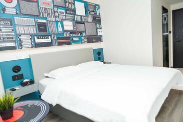 هتل Ibis Tianjin Wuqing