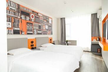 هتل Ibis Tianjin Wuqing