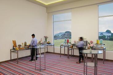 ホテル Mercure Chennai Sriperumbudur