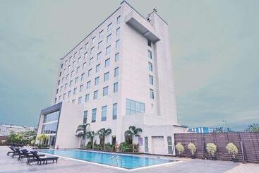 ホテル Mercure Chennai Sriperumbudur
