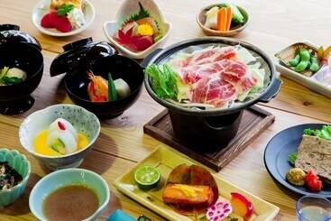 هتل Oze Iwakura Resort