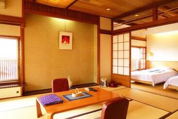هتل Sumiyosiya Ryokan
