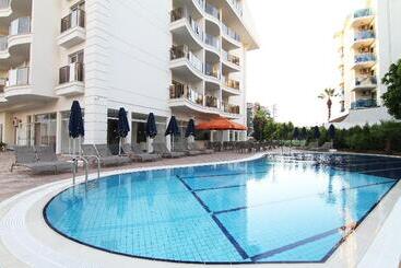 هتل Sunway Club