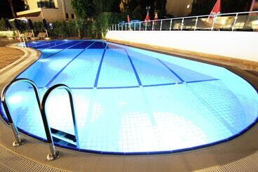 هتل Sunway Club