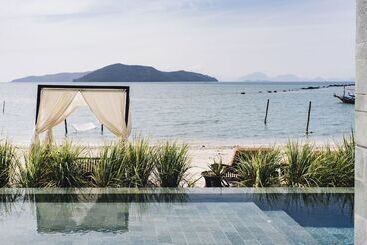 酒店 The Beach Samui