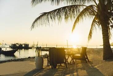 酒店 The Beach Samui