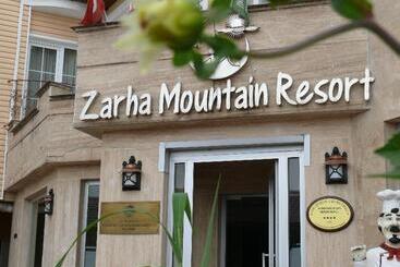 هتل Zarha Mountain Resort