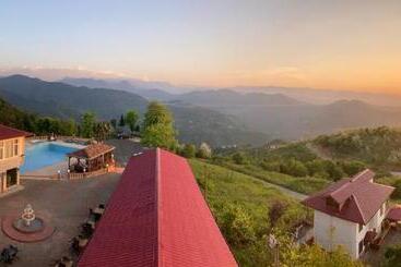 هتل Zarha Mountain Resort