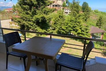 هتل Zarha Mountain Resort