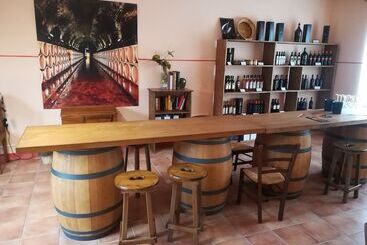 هتل Agriturismo Poggio Bonelli