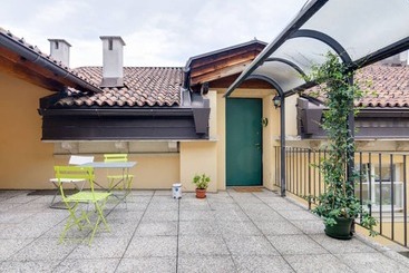 هتل B&b Al Palazzo Malfatti