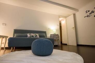 هتل B&b Piccoli Leoni