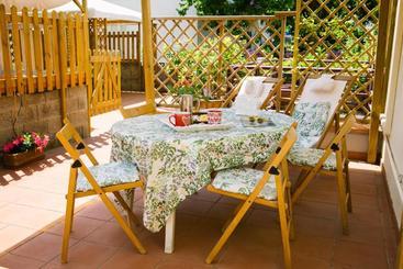 هتل Domus Socolatae Apartments&suites