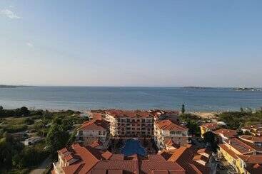 בית מלון כפרי Hacienda Beach Resort