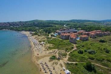 בית מלון כפרי Hacienda Beach Resort