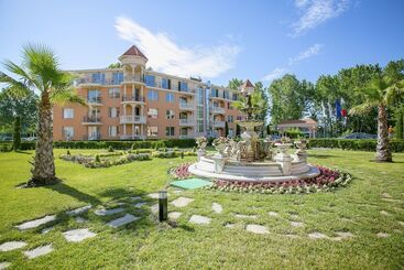בית מלון כפרי Hacienda Beach Resort