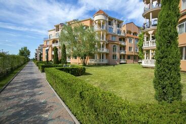 בית מלון כפרי Hacienda Beach Resort