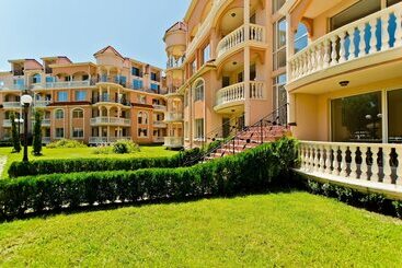 בית מלון כפרי Hacienda Beach Resort