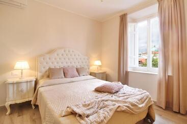 هتل Lucca In Chic No Ztl Free Parking Old City At 10min By Walk