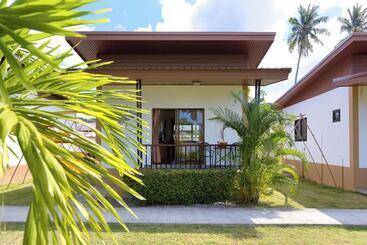 هتل Maya Resort Samui   Family Resort Sha Plus Extra