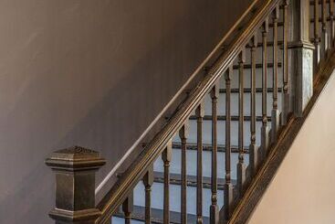 هتل Mccormick Place Guest House