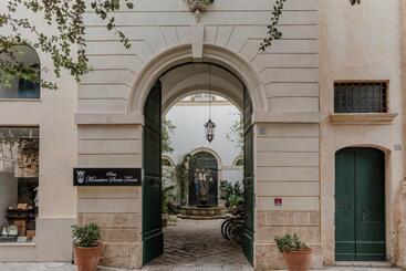 هتل Relais Monastero Santa Teresa Albergo Diffuso