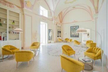 هتل Relais Monastero Santa Teresa Albergo Diffuso