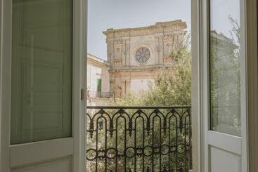 هتل Relais Monastero Santa Teresa Albergo Diffuso