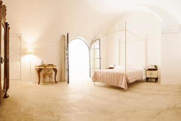 هتل Relais Monastero Santa Teresa Albergo Diffuso