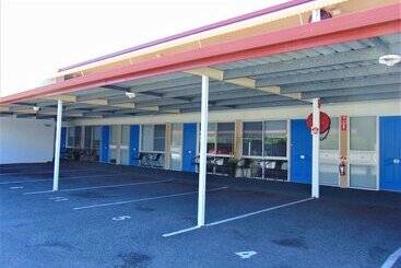 هتل Rockhampton Court Motor Inn