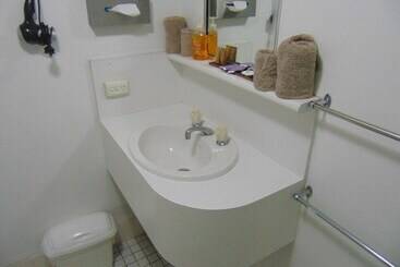 هتل Rockhampton Court Motor Inn